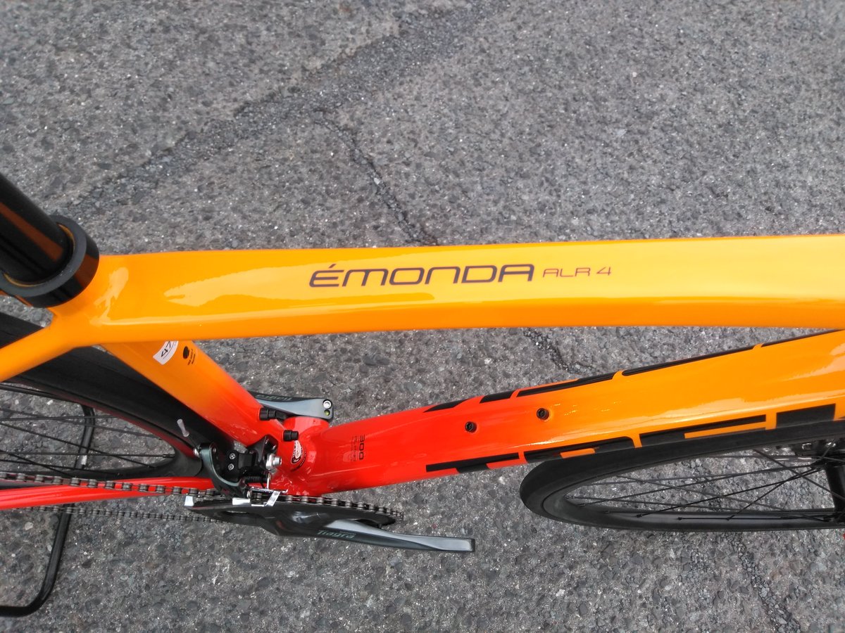 はじめてのロードバイクに！トレック エモンダALR4｜ニュース